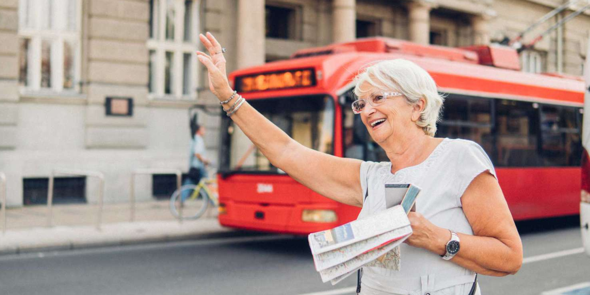 benefits of solo travel for seniors